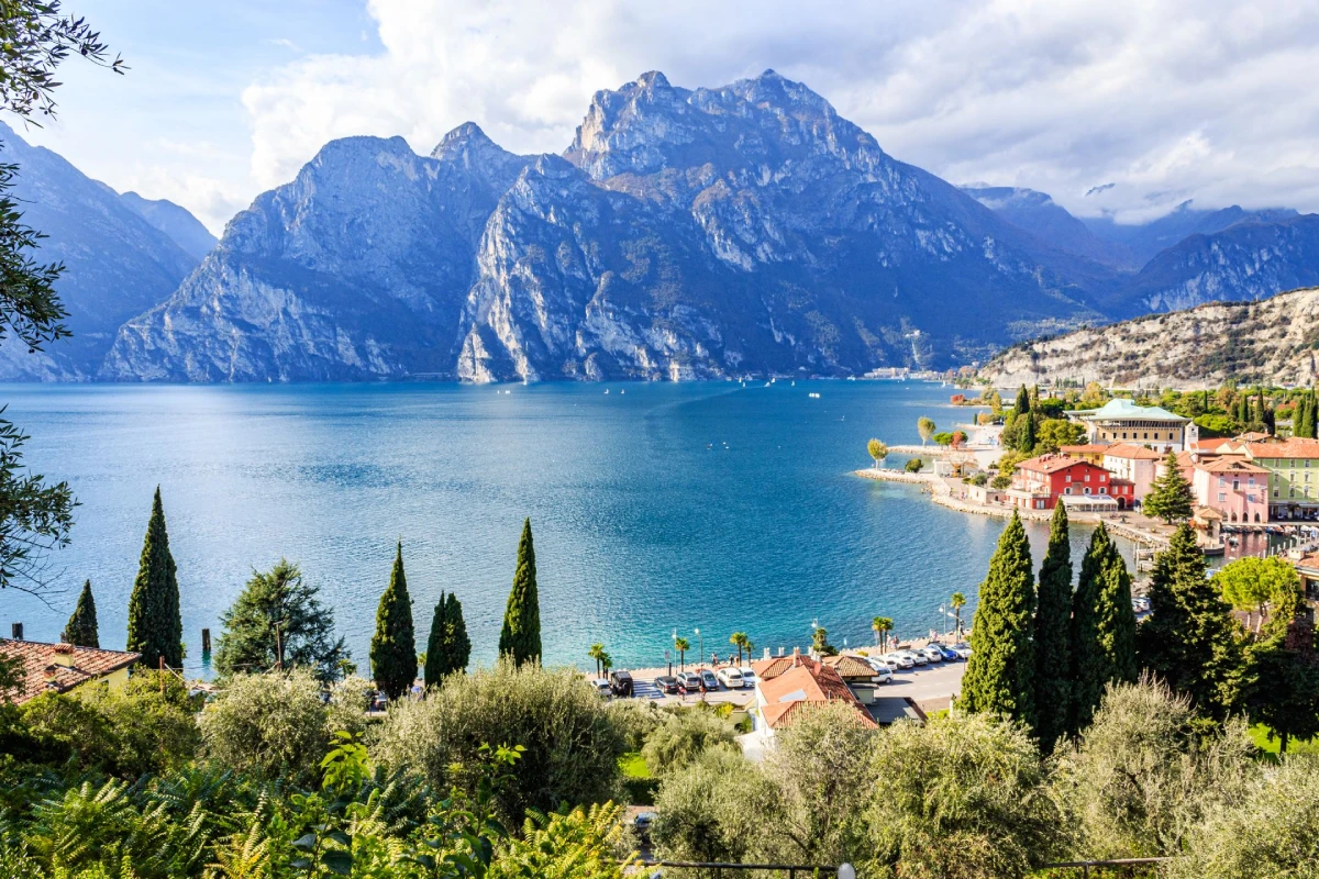Limone sul Garda e Riva del Garda in un giorno: la guida della sponda nord